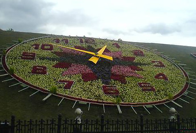 Площадь Победы (ул. Генерала Ермолова, 2)