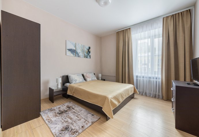 ул. 1905 года (ул. Живова, 10)