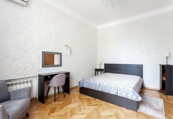 наб. Тараса Шевченко, 5