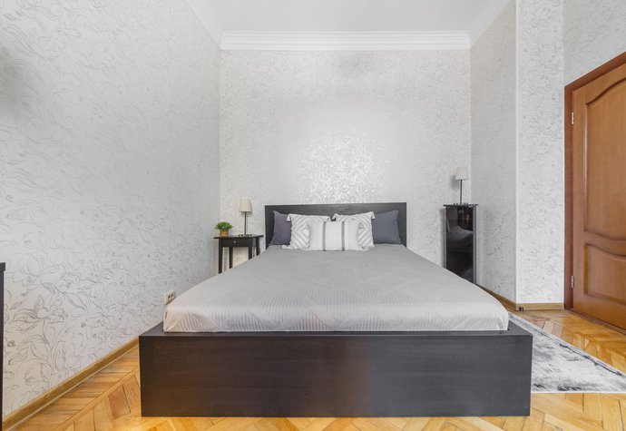 наб. Тараса Шевченко, 5