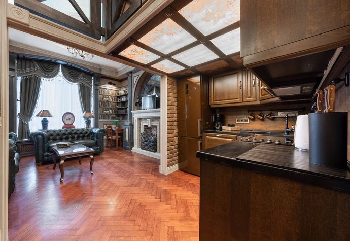 ул. Тверская, 17 (5)