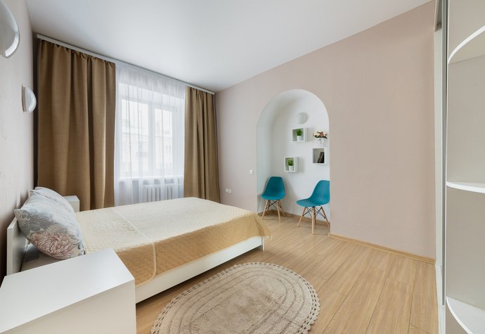 ул. 1905 года (ул. Живова, 10)