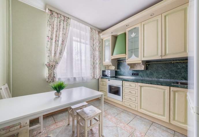 Большая Спасская ул., 8