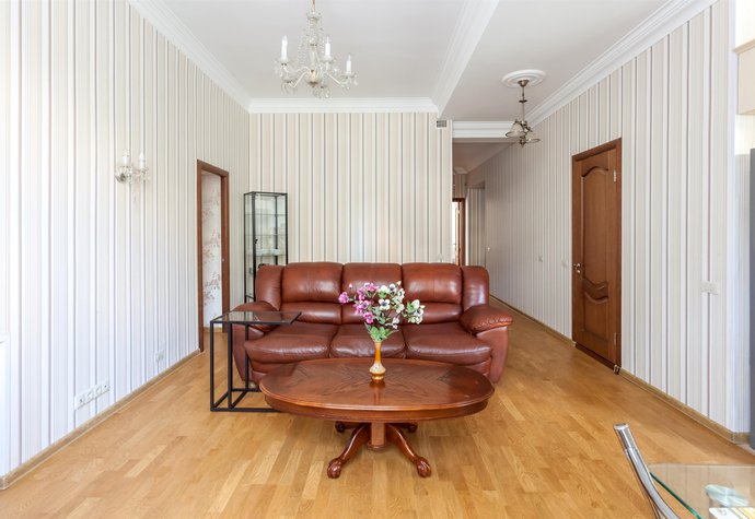 наб. Тараса Шевченко, 5