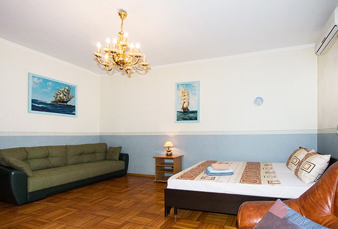 Площадь Победы (ул. Генерала Ермолова, 2)