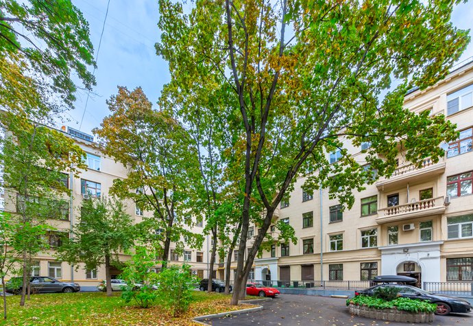 Пречистенка (Мал.Левшинский пер., 14/9 стр.1)