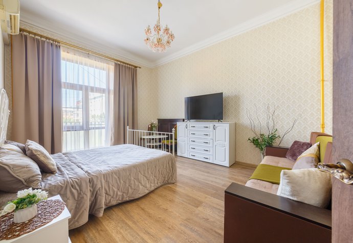 ул. Тверская, 22 (Дегтярный пер., 5с1)