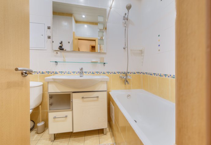 ул. Дубининская 19