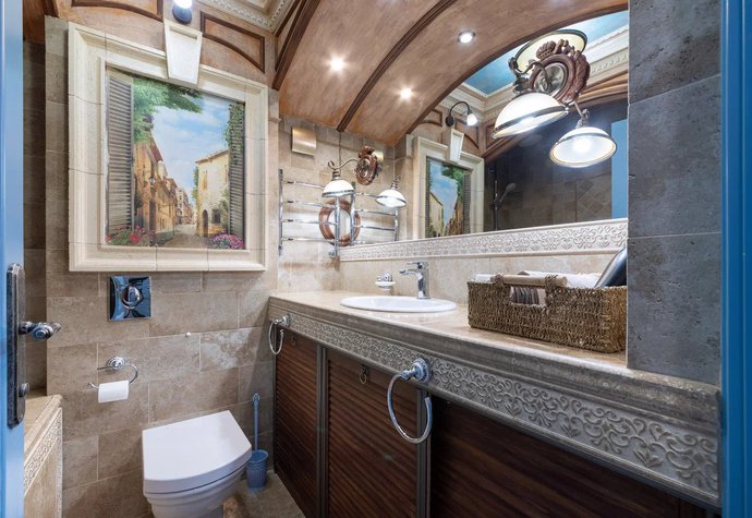 ул. Тверская, 17 (5)