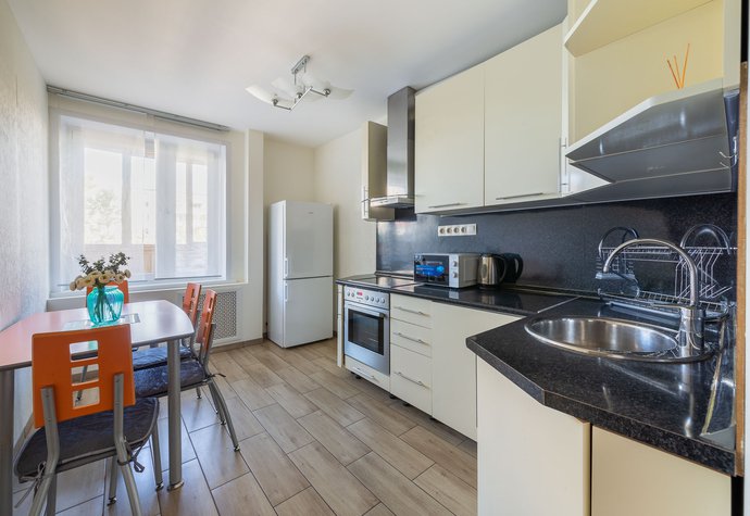 Большая Пионерская ул., 33к2