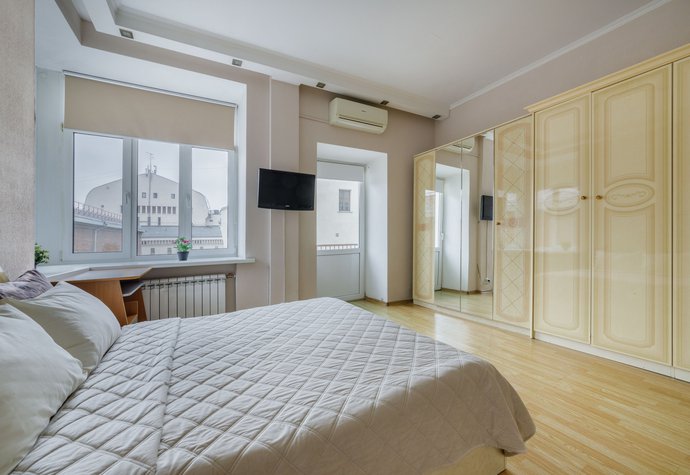 ул. Тверская, 6