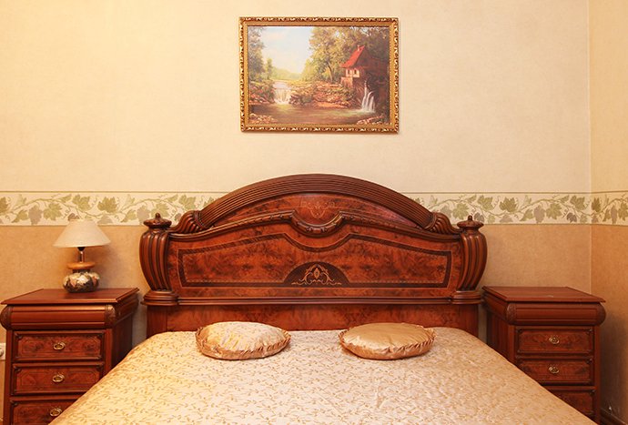 Площадь Победы (ул. Генерала Ермолова, 2)