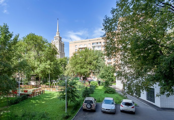 наб. Тараса Шевченко, 5